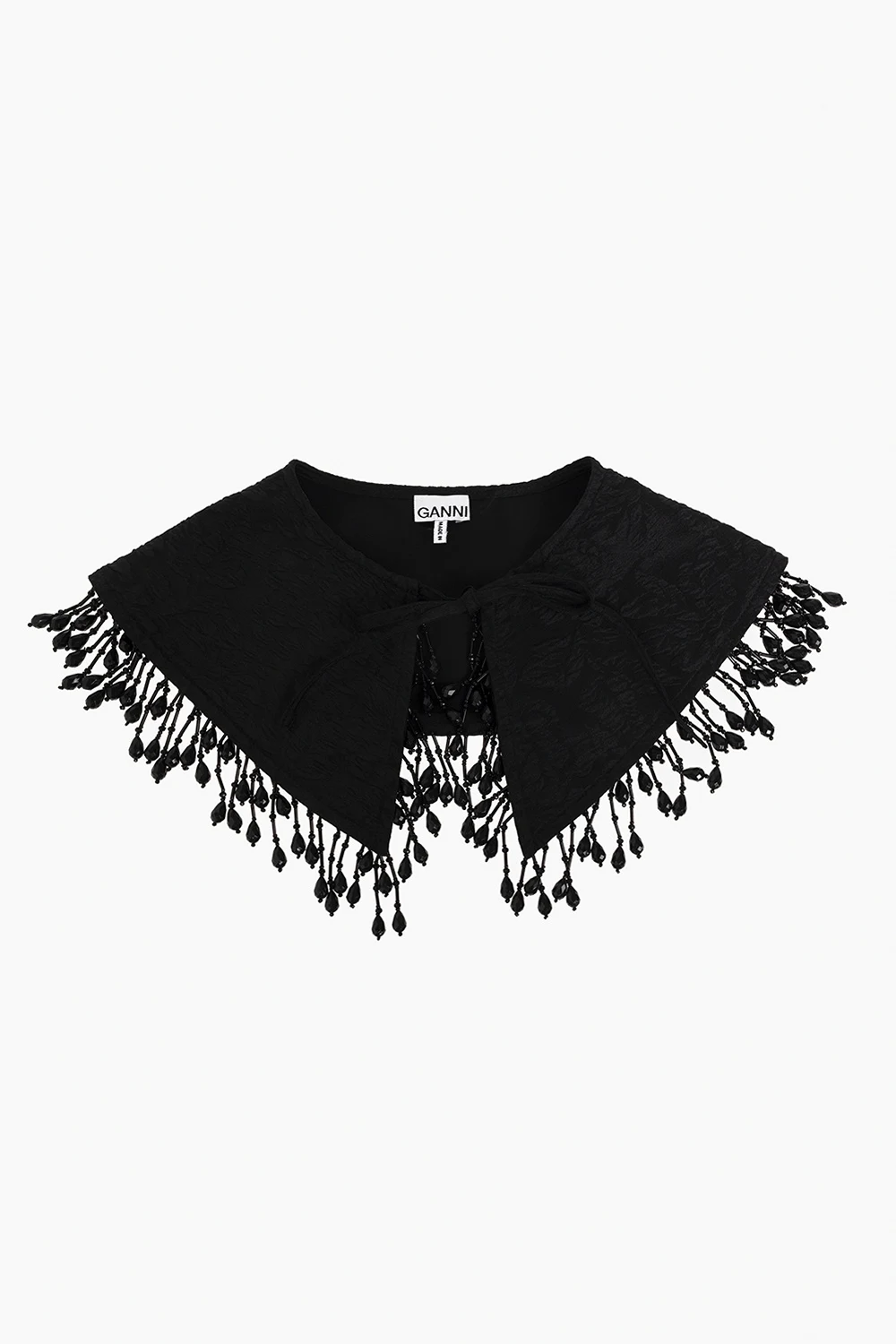 Collar with decorative trimming