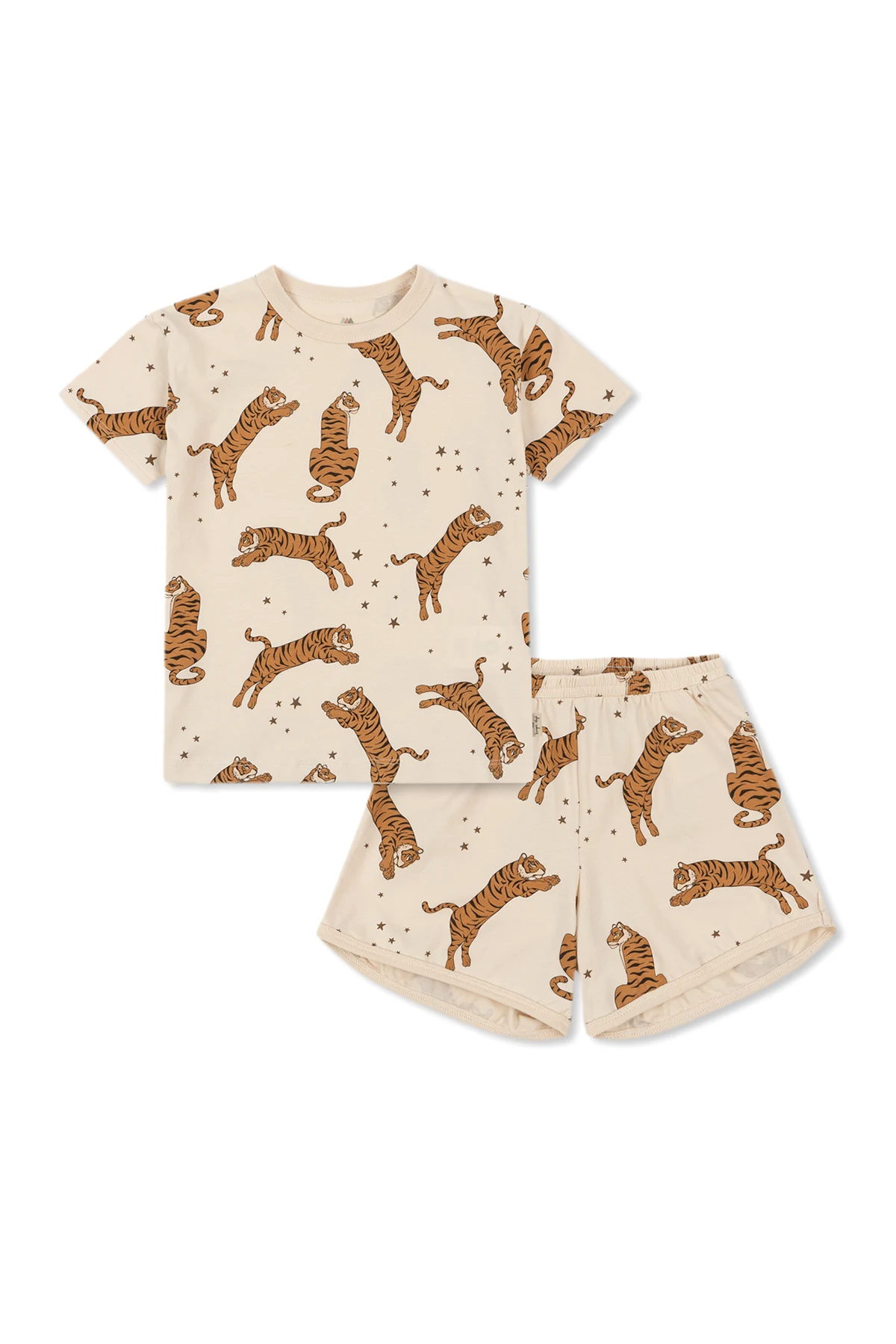 Set: top and shorts