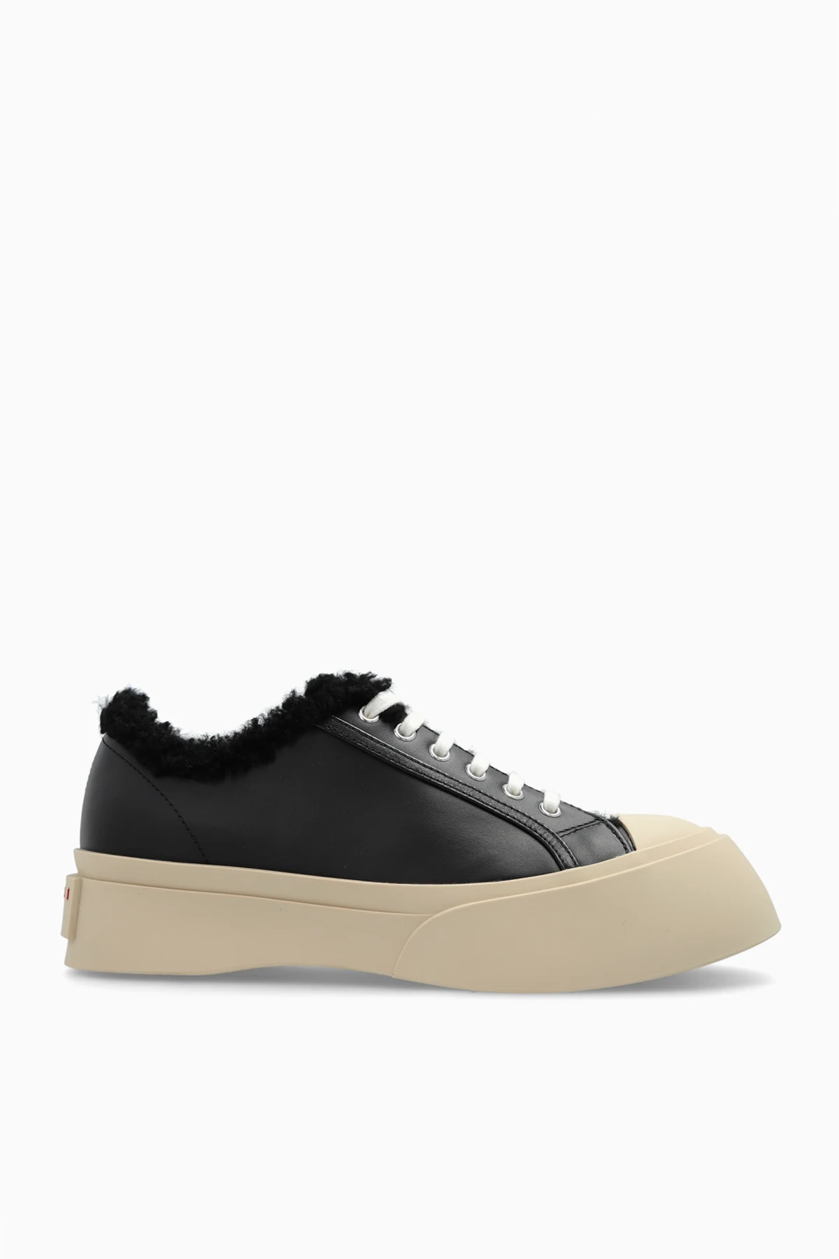 Buty sportowe na platformie