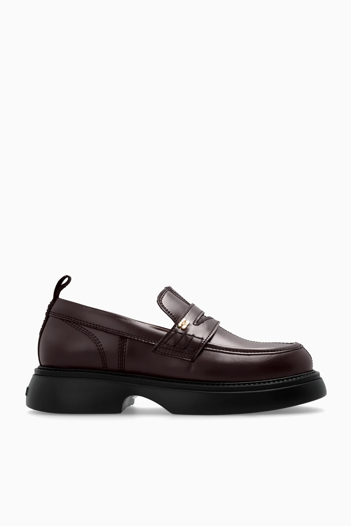 Buty typu `loafers`