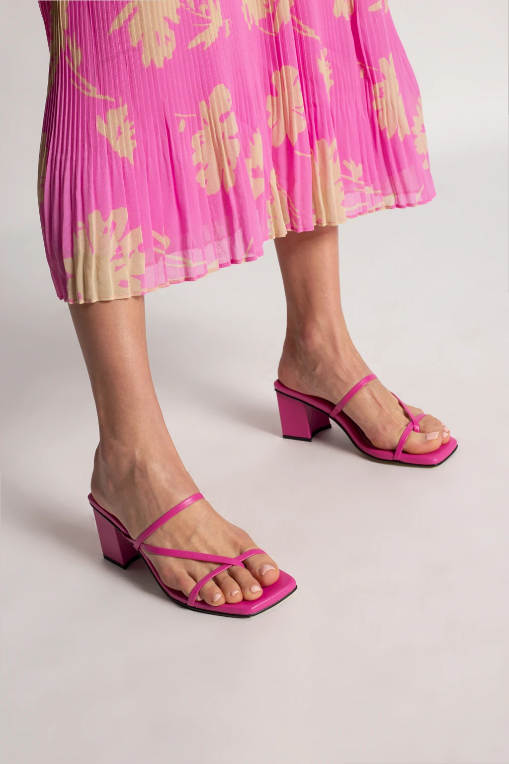 Heeled mules