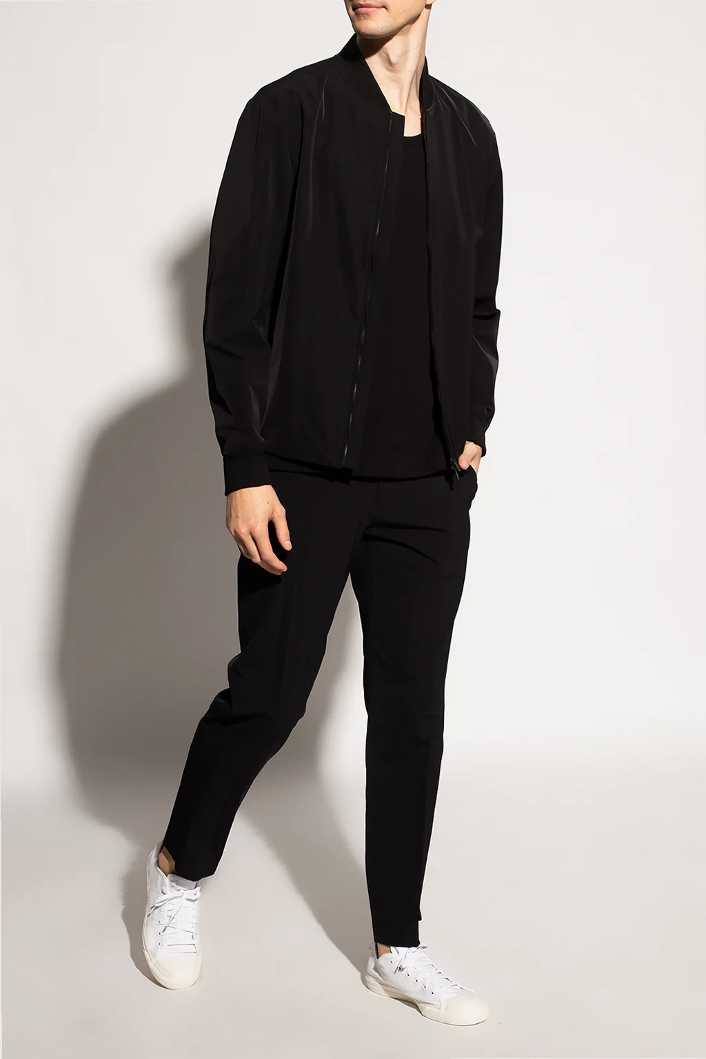 Tapered leg trousers