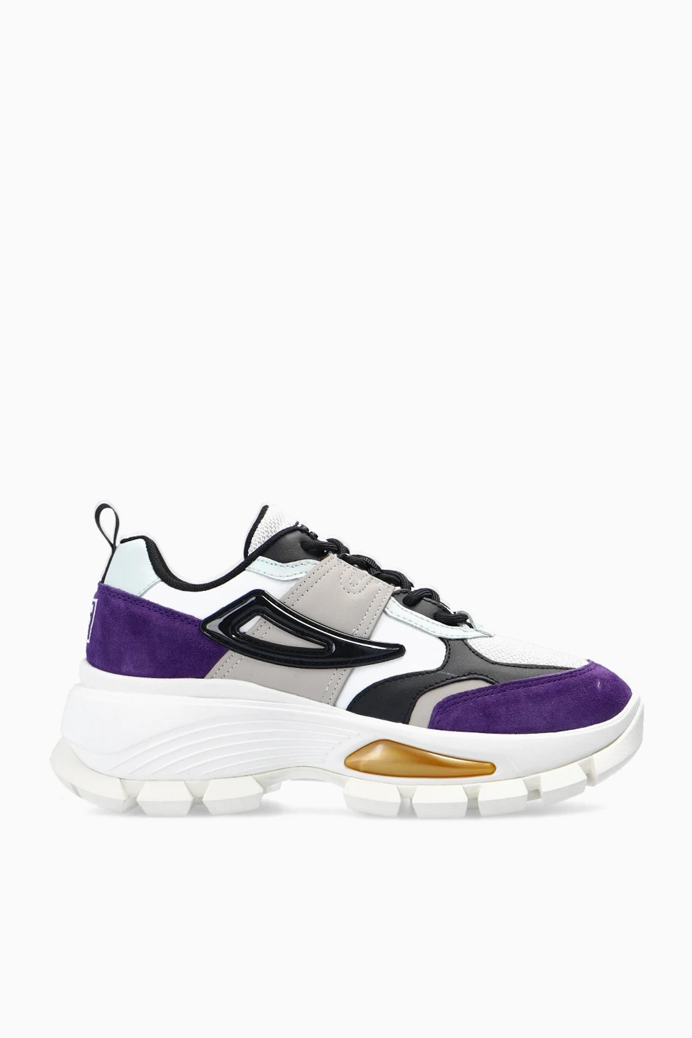 ‘City Hiking’ sneakers