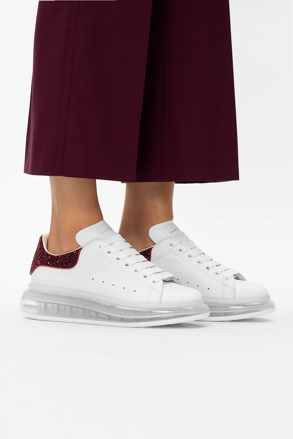Buty sportowe z logo