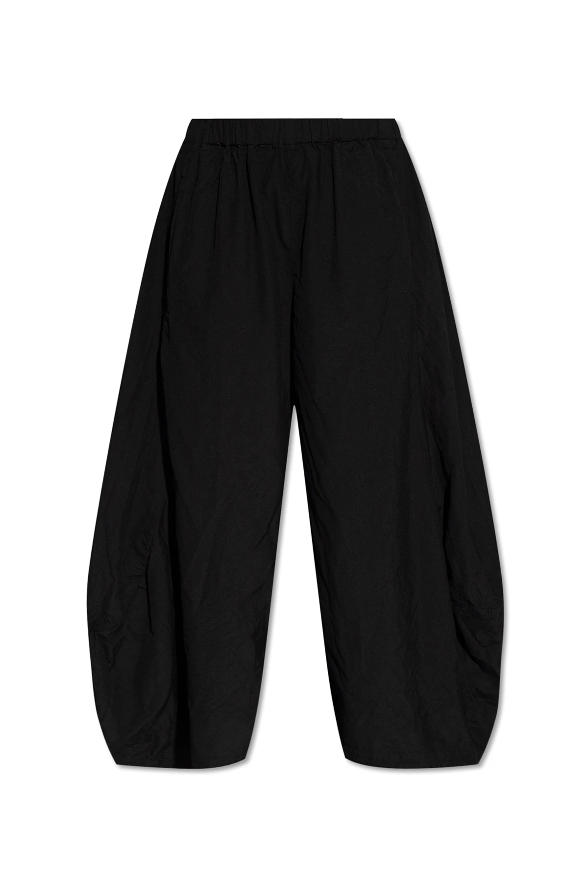 Loose-fitting trousers