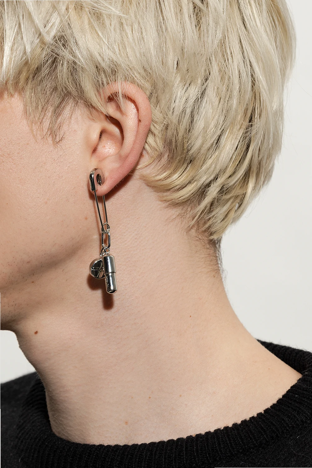 Brass earring with pendants