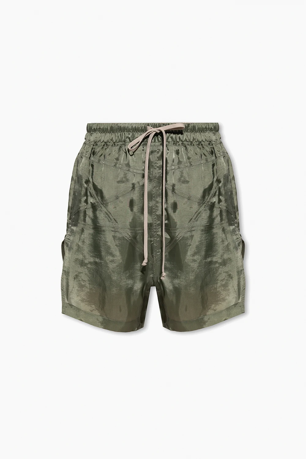 Shorts with side vents