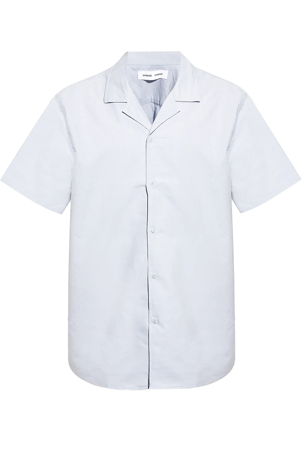 Shirt with short sleeves