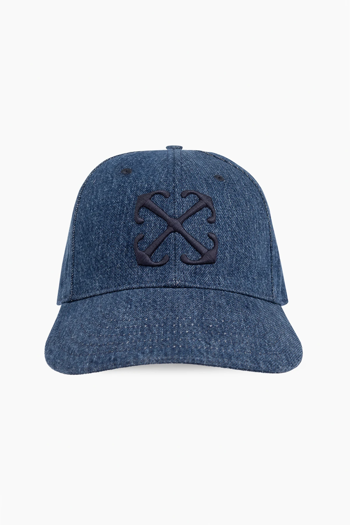 Baseball cap with logo