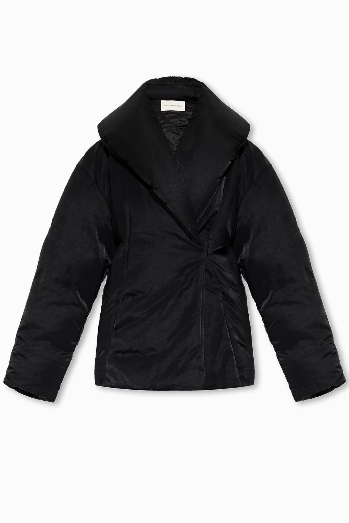 Insulated jacket with extensive collar