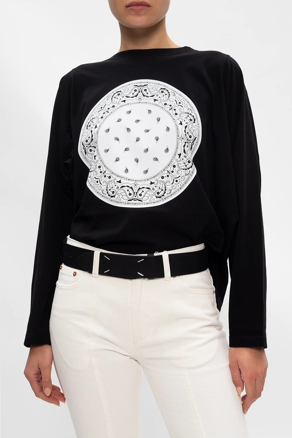 Embroidered belt