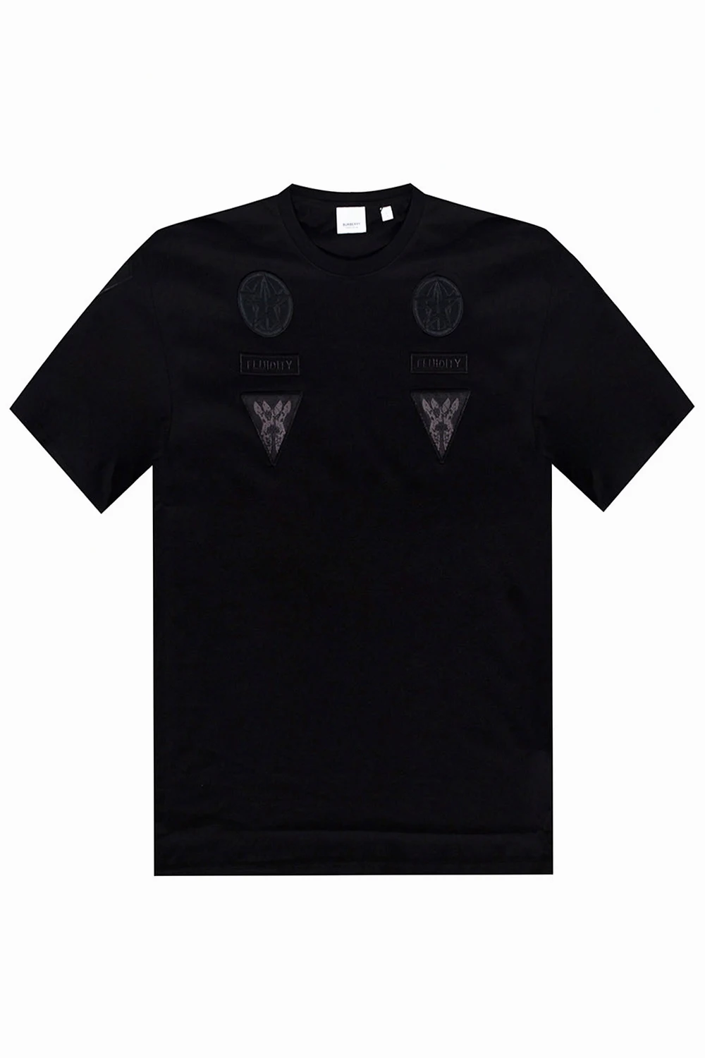 T-shirt z naszywkami
