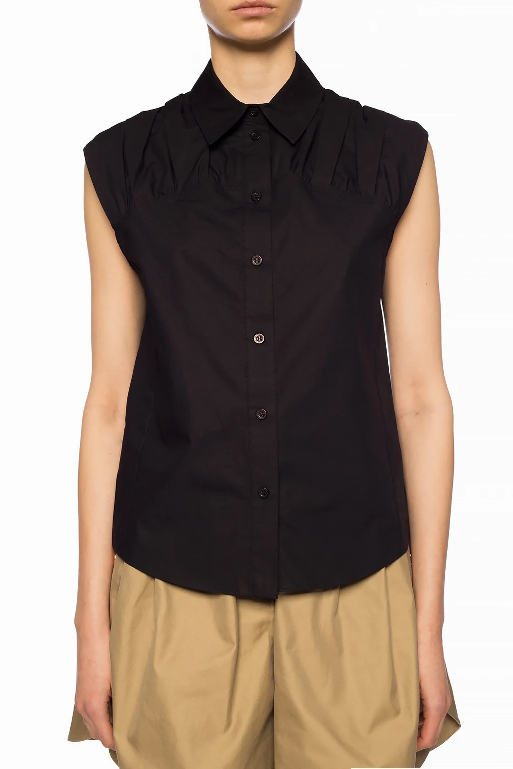 Sleeveless shirt