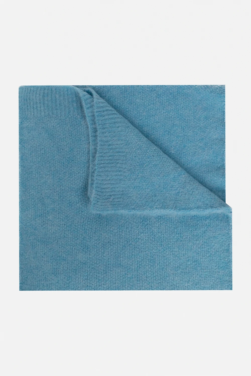 Elasticized scarf