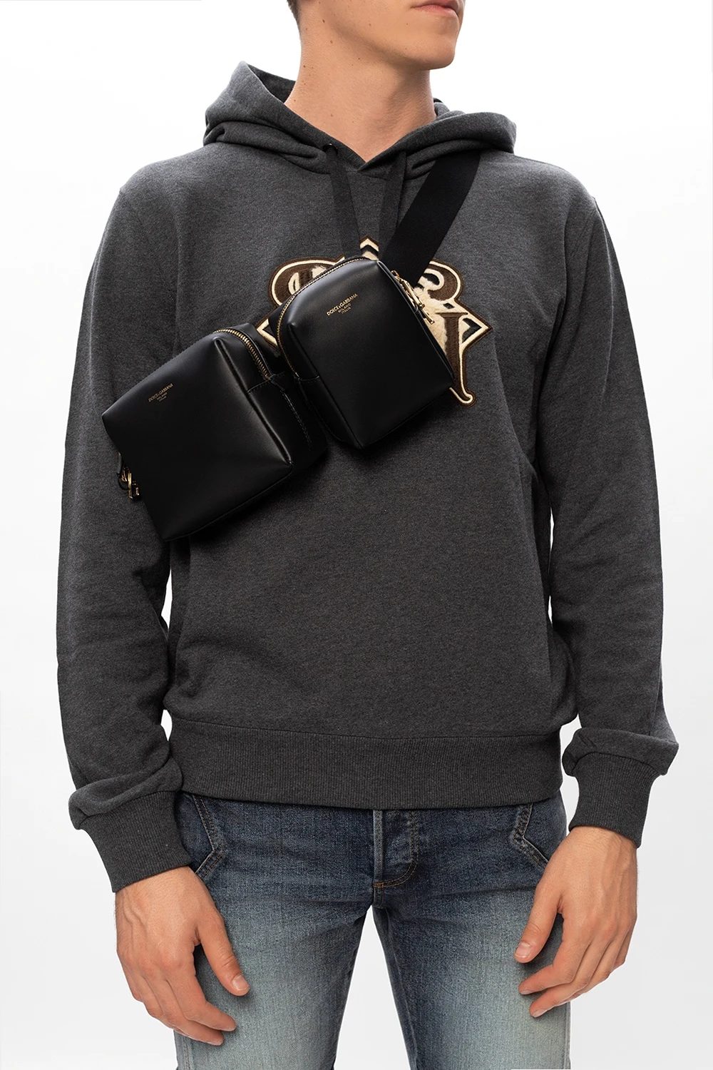 Adjustable belt with pouches