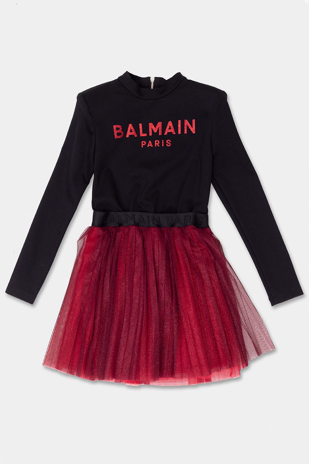 Sukienka z tiulowym dołem