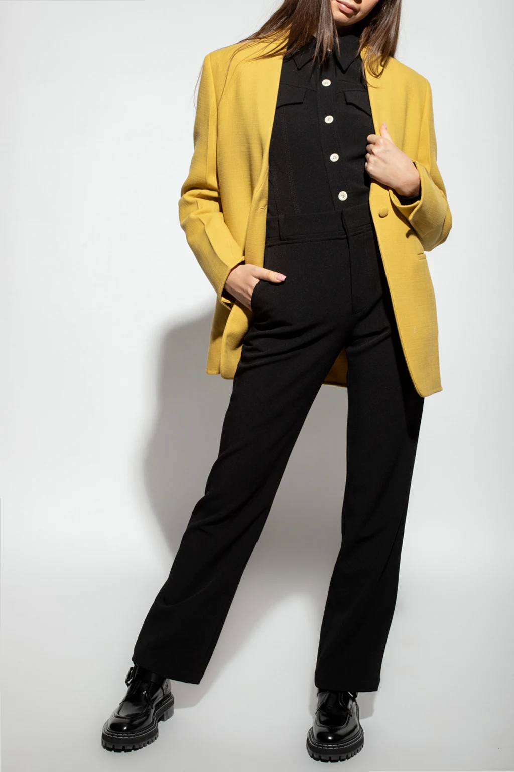 Trousers with pockets