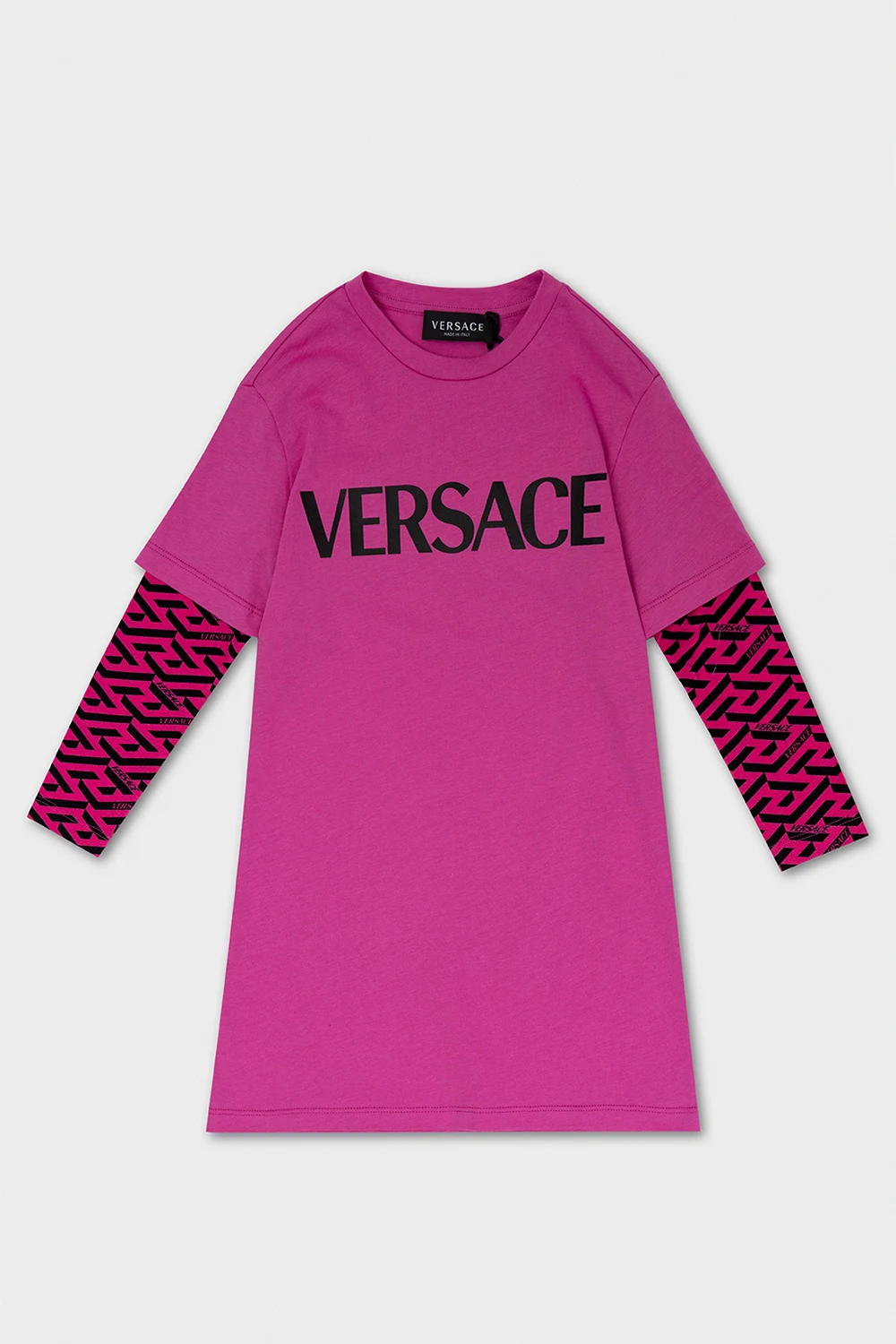 Dress with two-layered sleeves