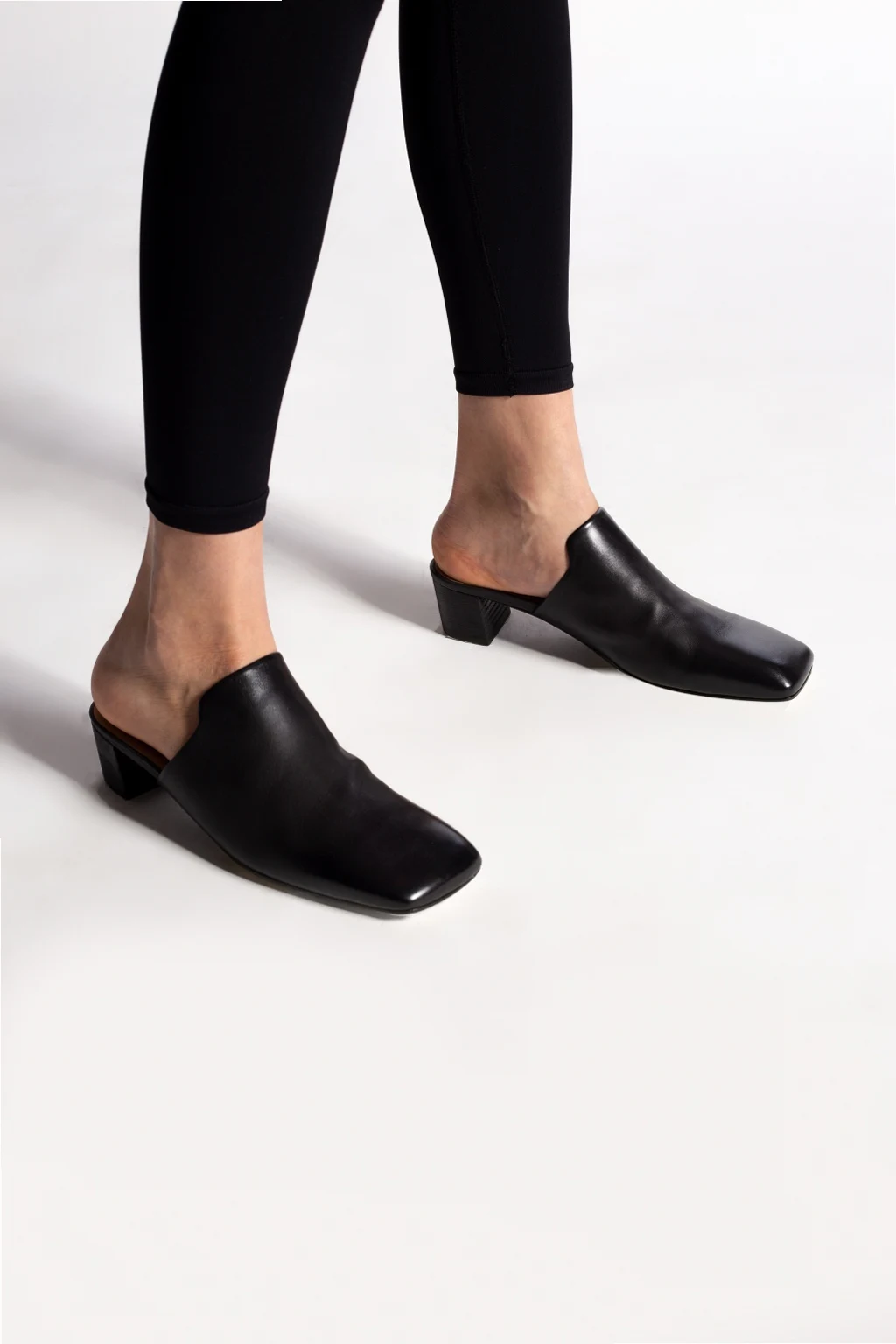 ‘Spatolina’ heeled mules