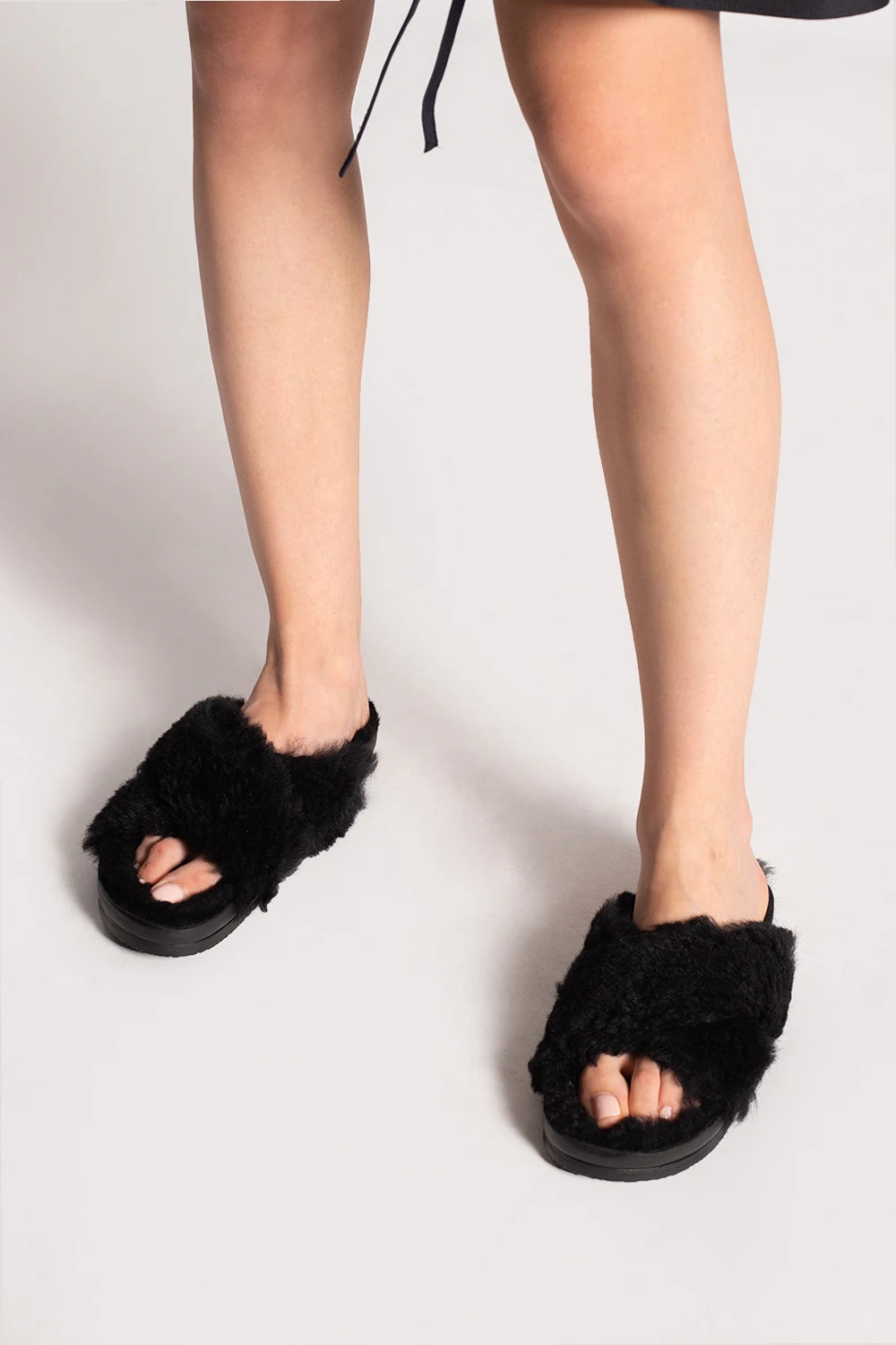 'Zephyr' platform slides