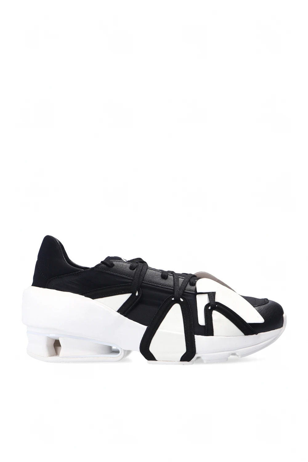 ‘Sukui III’ sneakers