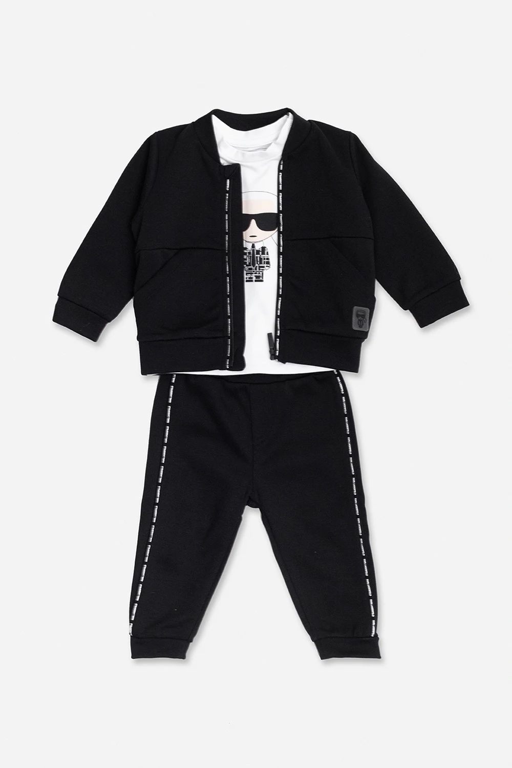 Sweatshirt, long-sleeved T-shirt & sweatpants set