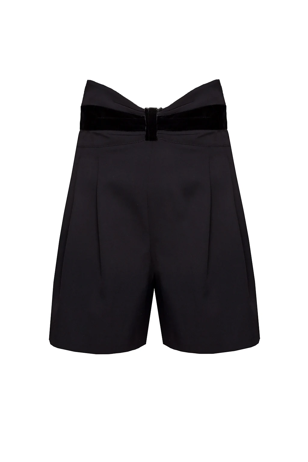 Szorty z wysokim stanem