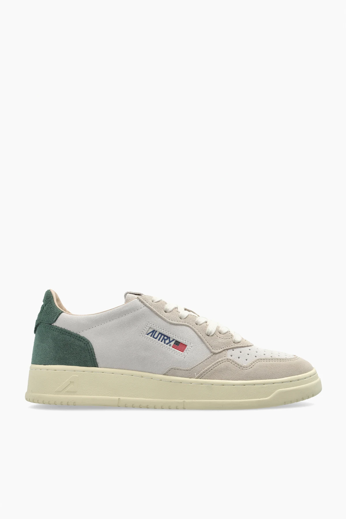 beige "Medalist Low" sports shoes