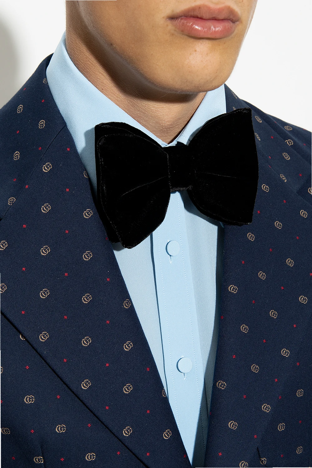 Velour bow tie