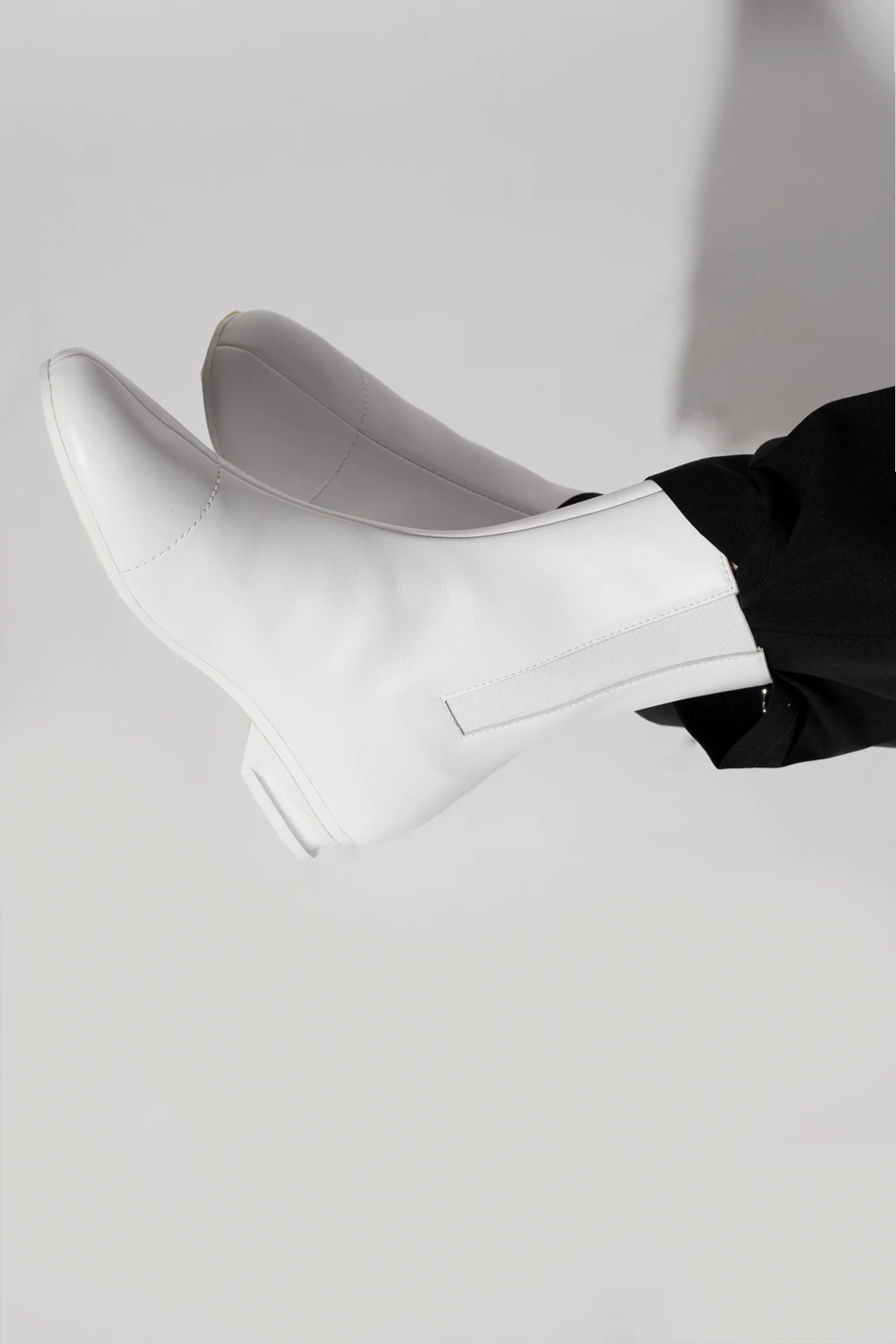 ‘2001’ heeled ankle boots