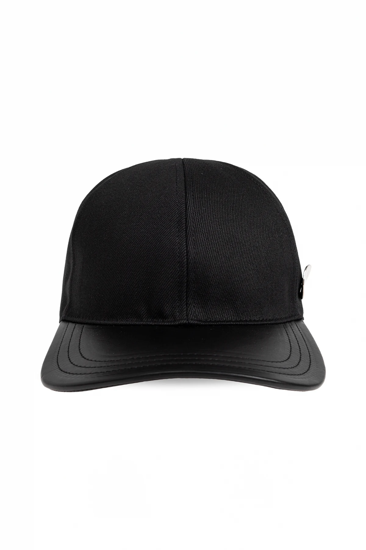 Czapka ze skórzanym daszkiem