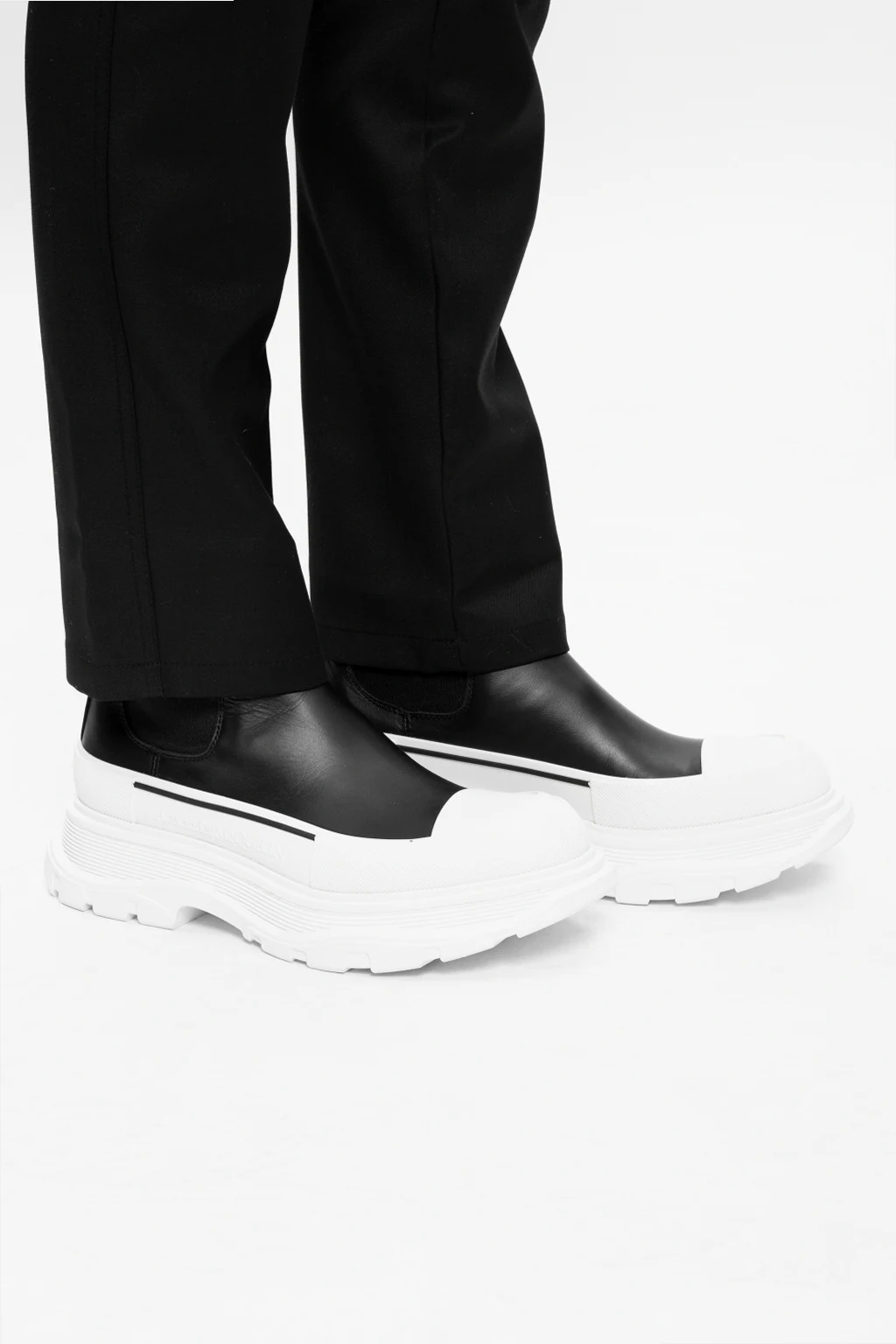 Ankle boots with logo