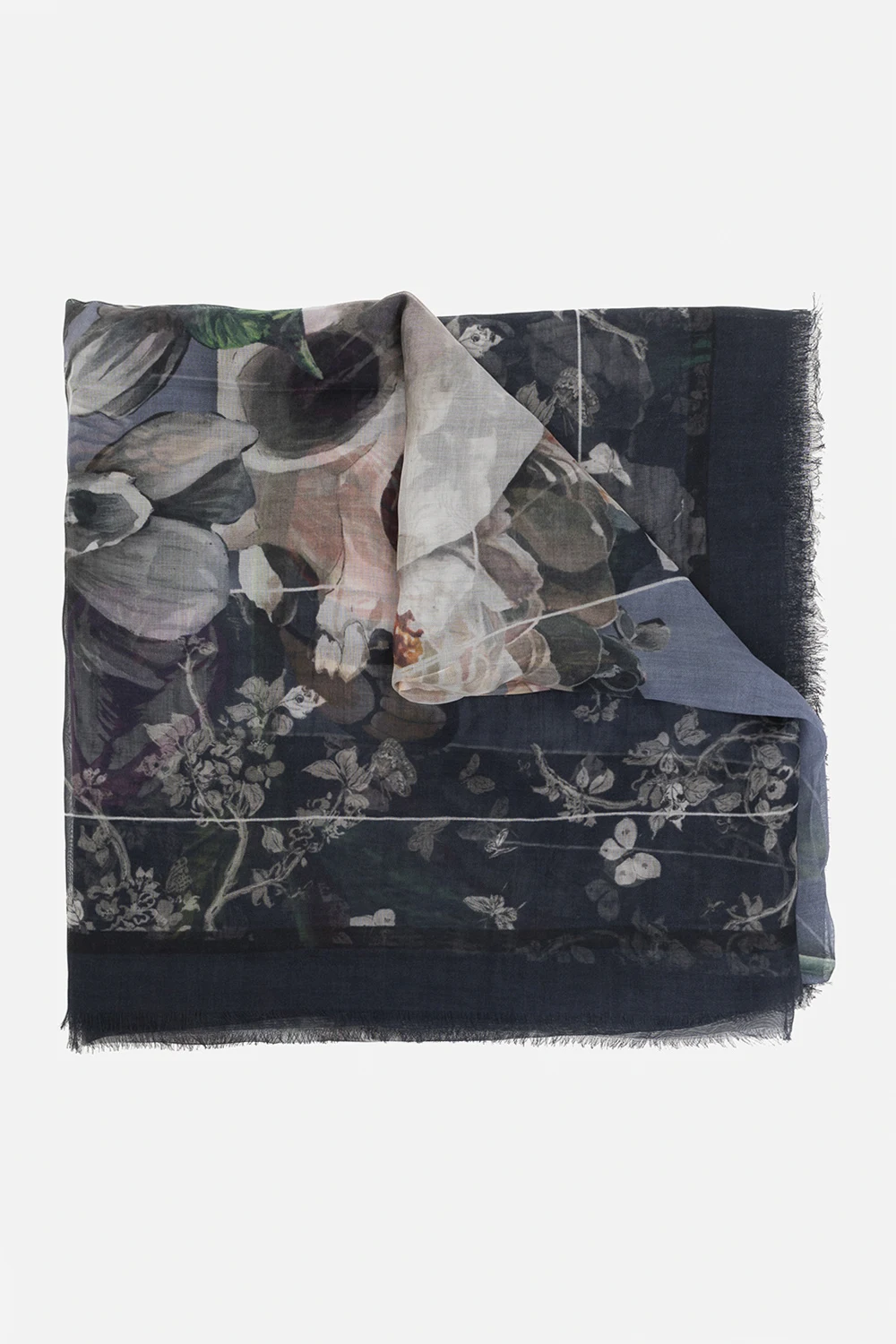 Szal z surowym wykończeniem