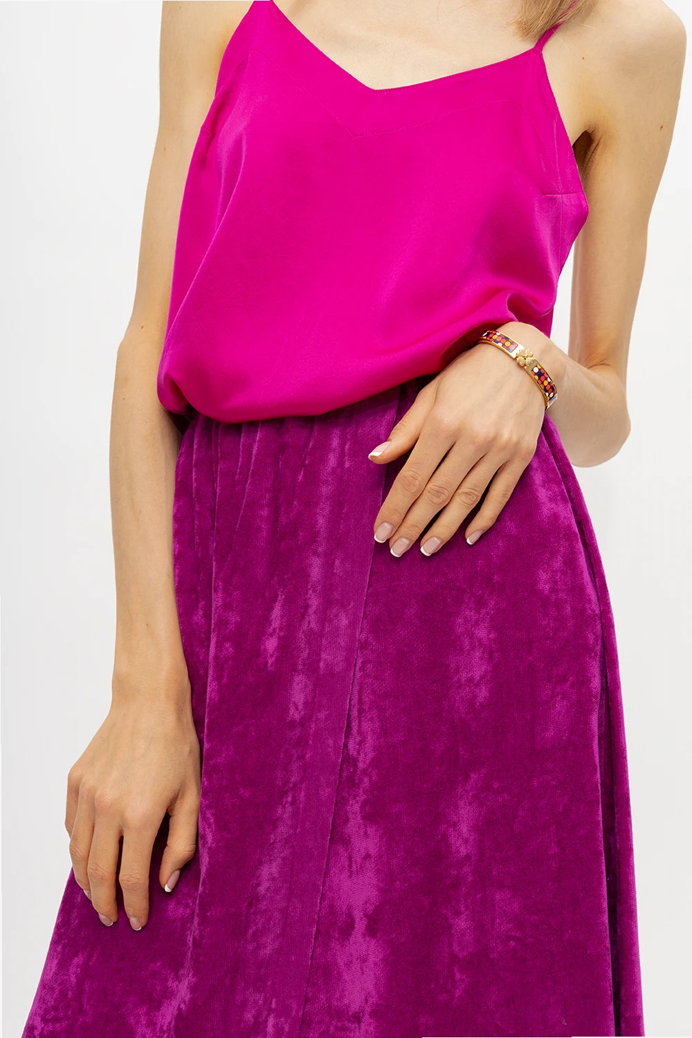 Bracelet with polka dot pattern