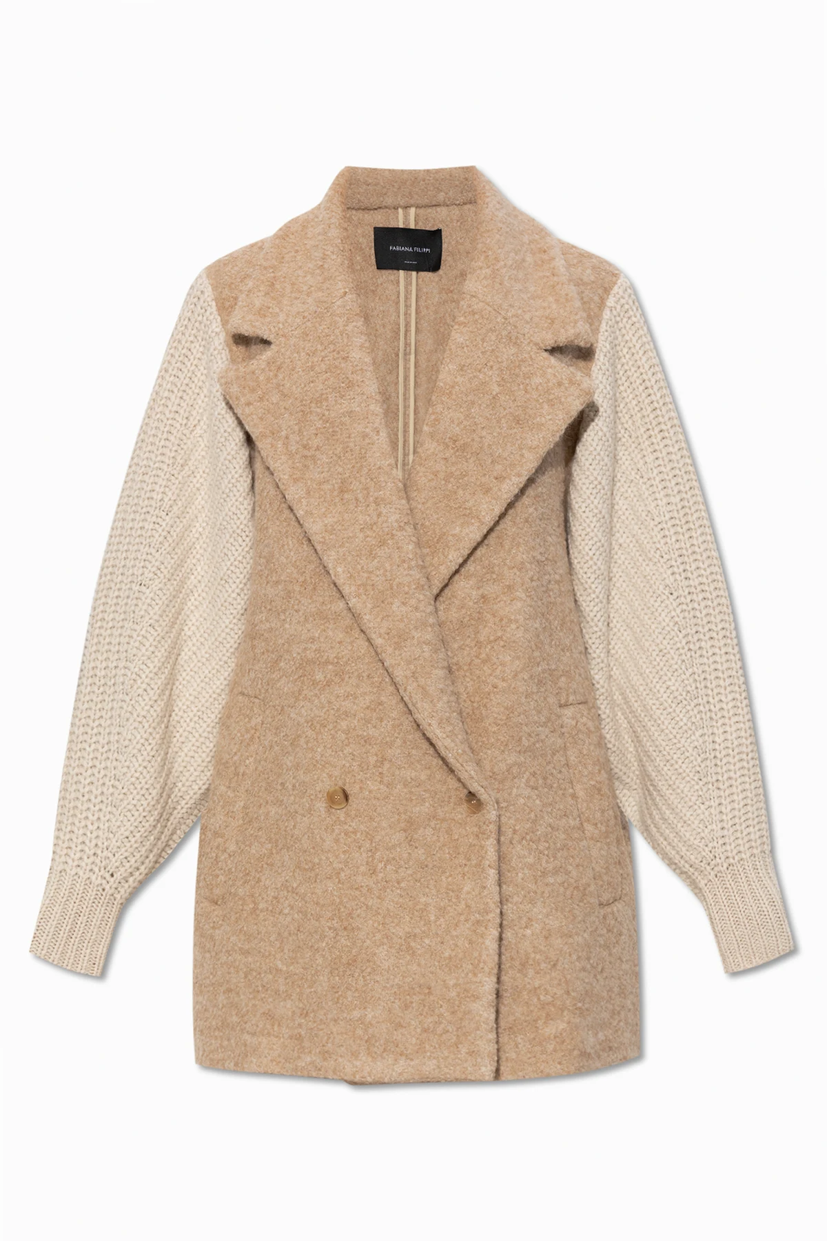 Płaszcz z łączonych materiałów