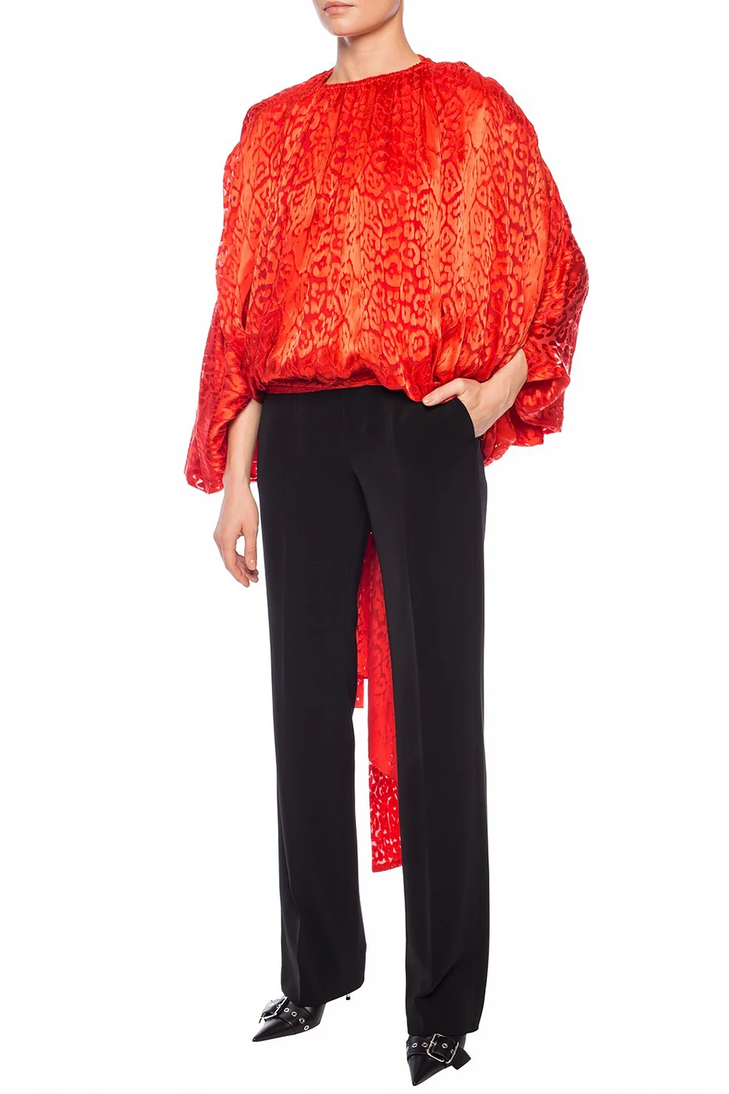 Straight-legged tailored pants