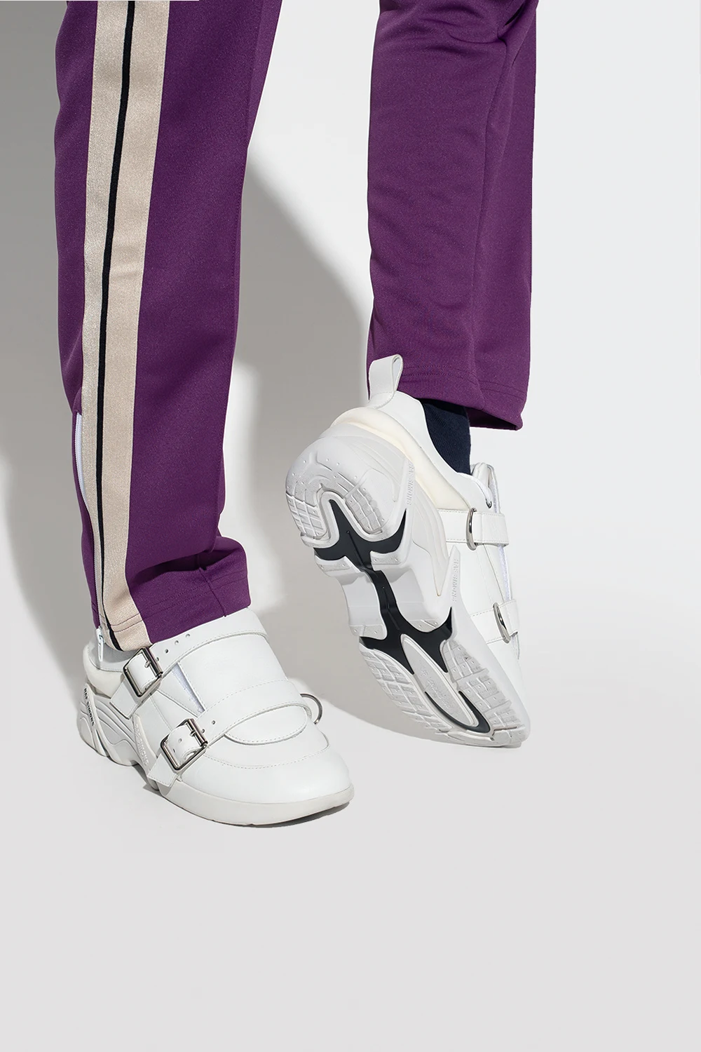 ‘Antei-22’ sneakers