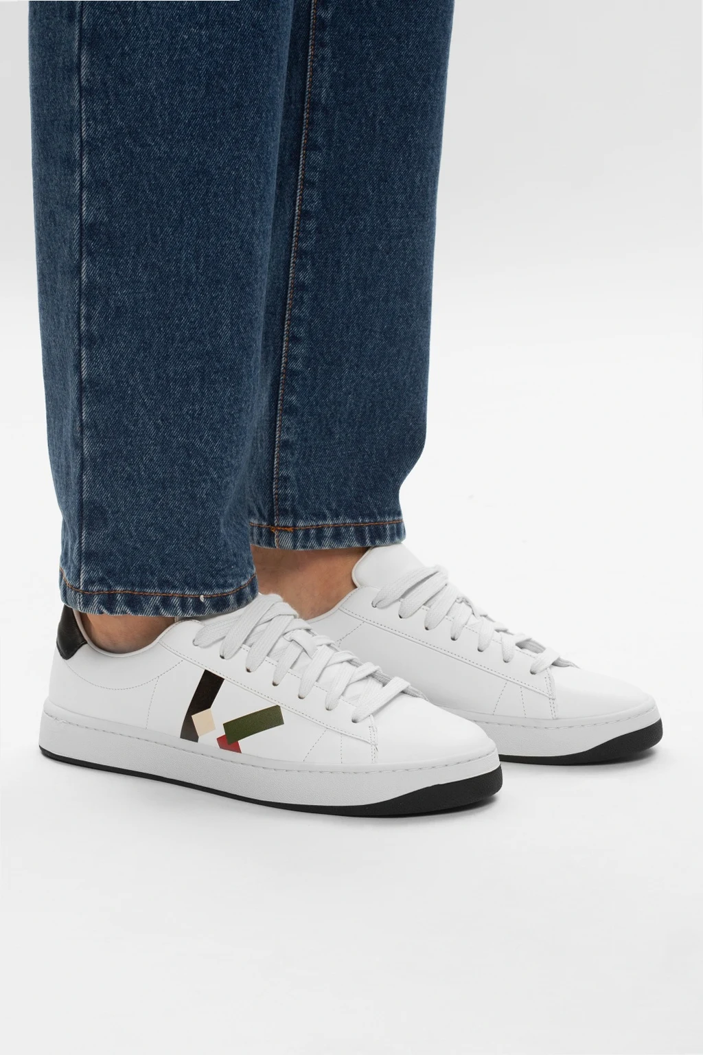 Leather sneakers with logo