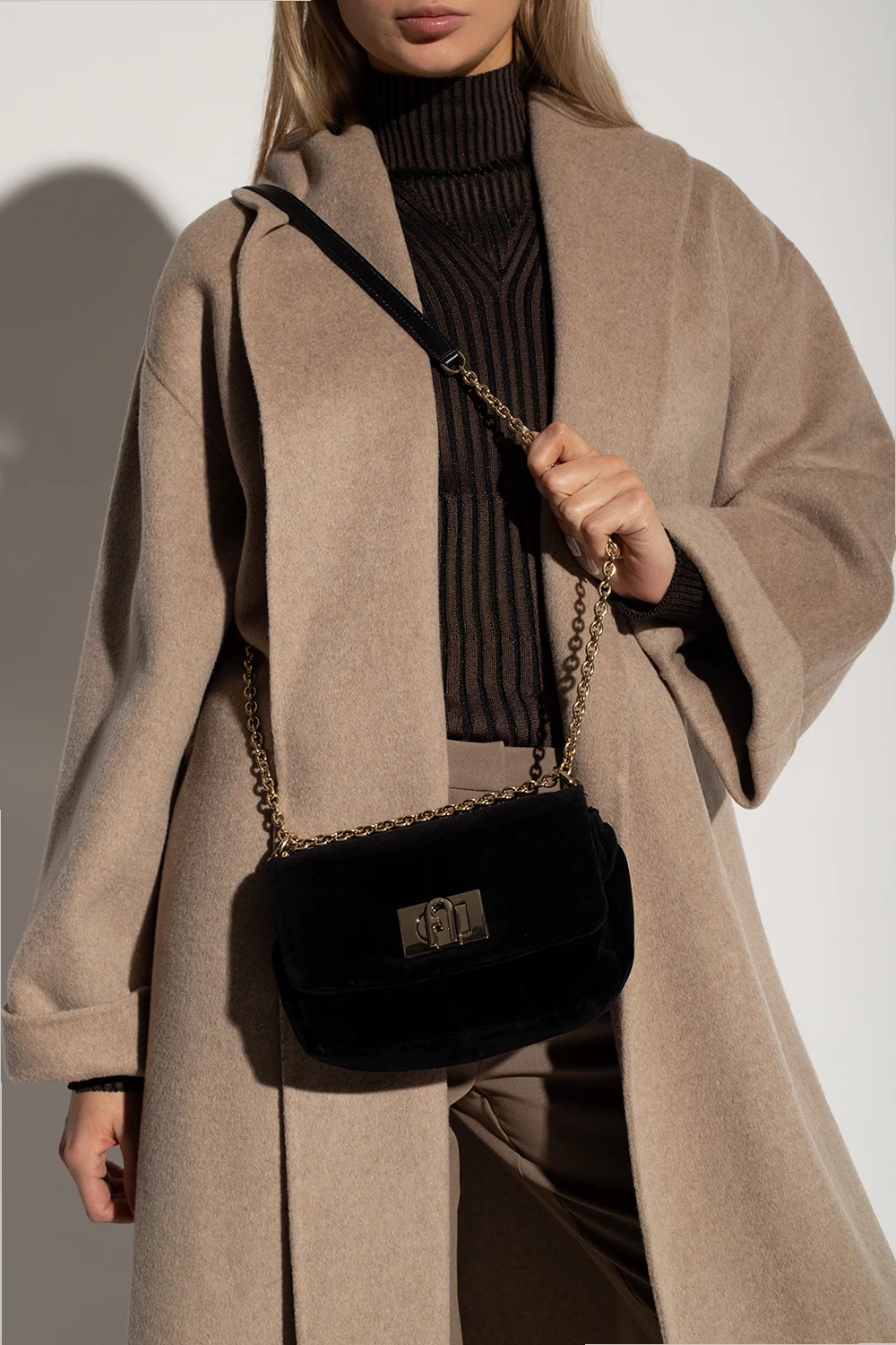 Aksamitna torba na ramię ‘1927 Mini’