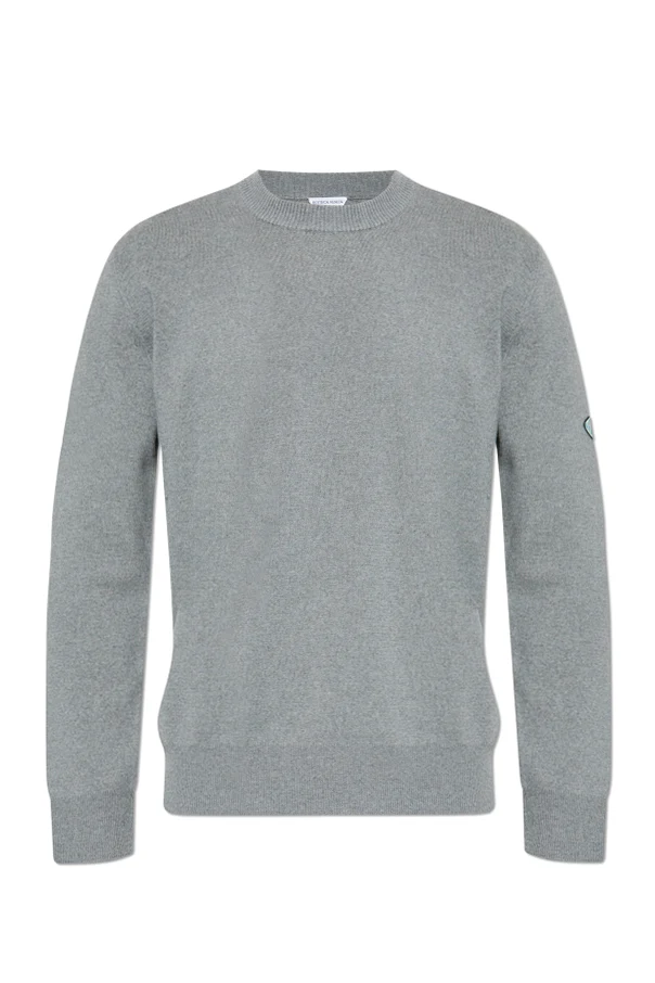 GRAU Pullover mit Aufnäher am Ärmel