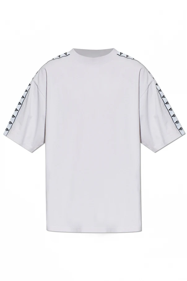 kremowy T-shirt o kroju oversize