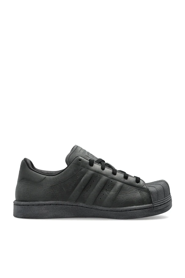 SCHWARZ adidas x AVAVAV