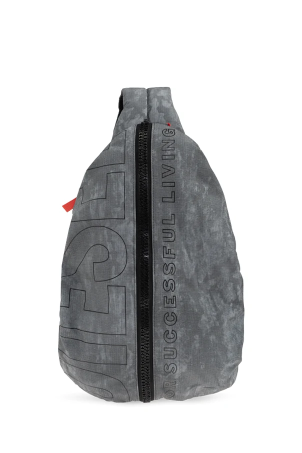 GRAU Einarmige Schultertasche „ZIP-D SLING BAG“