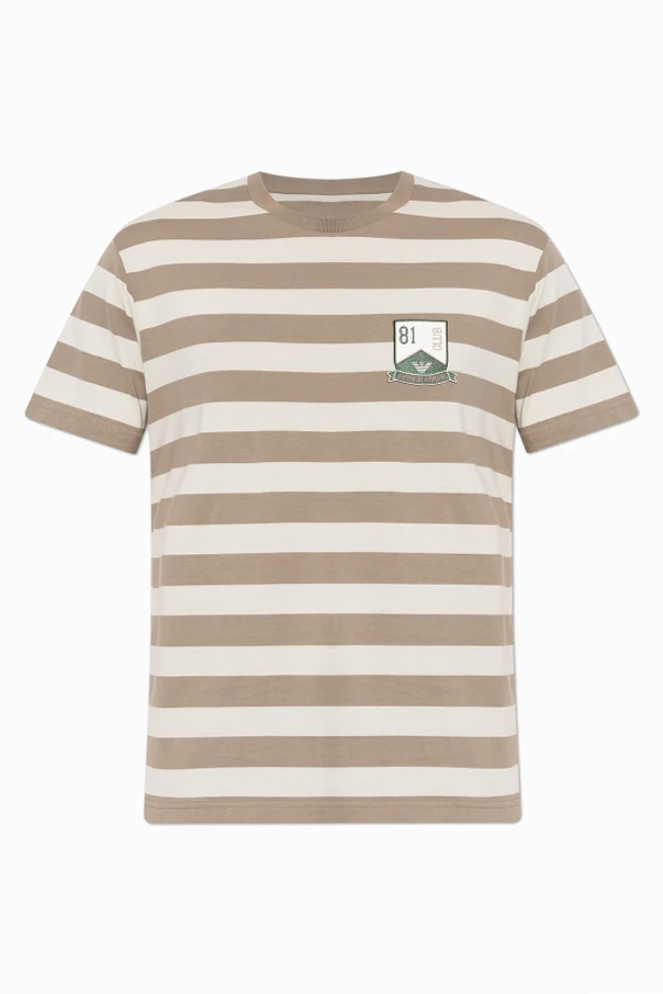 beżowy T-shirt ze wzorem w pasy