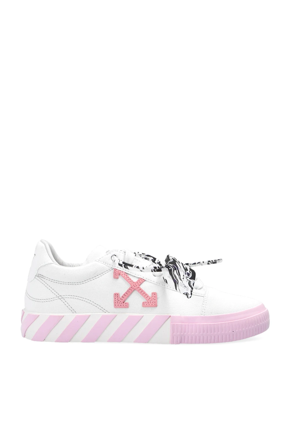 ‘Low Vulcanized’ sneakers
