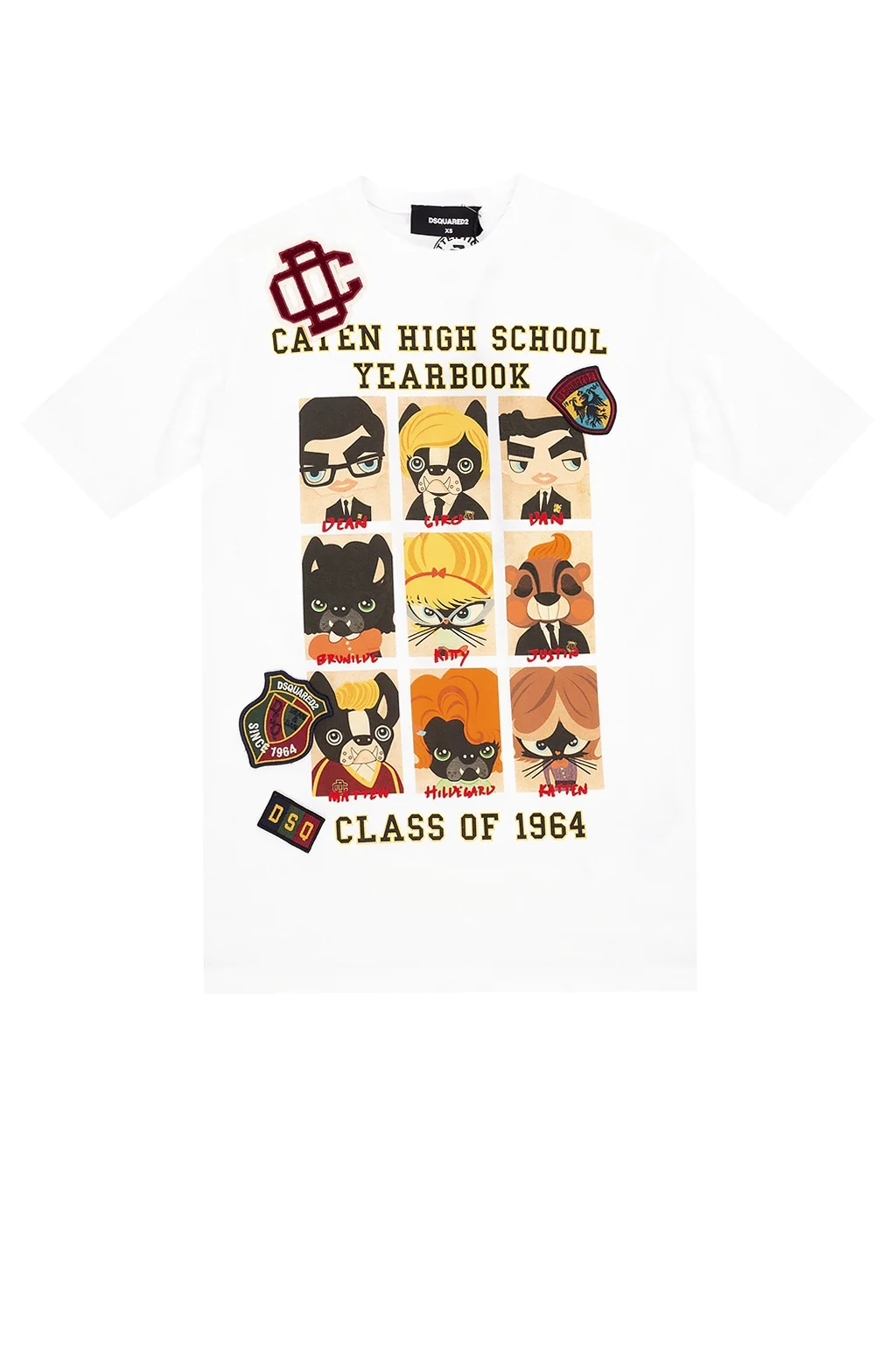 T-shirt z naszywkami