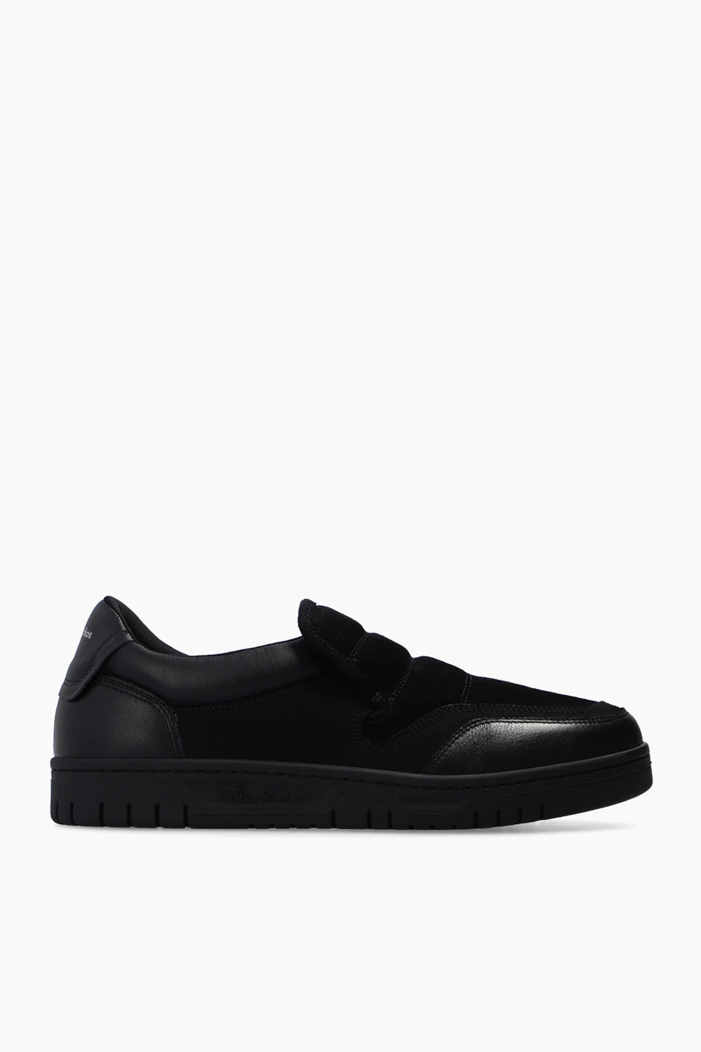 Sneakers with logo