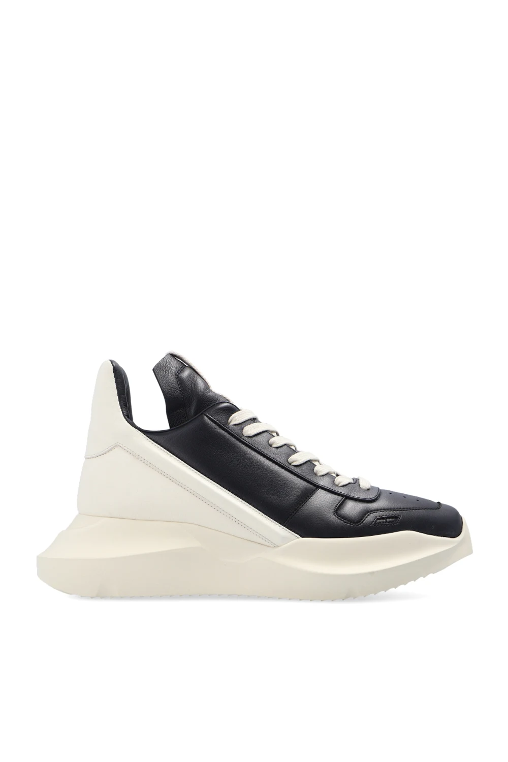 Leather sneakers