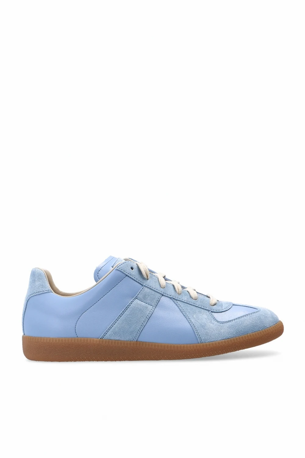 ‘Replica’ sneakers with patch