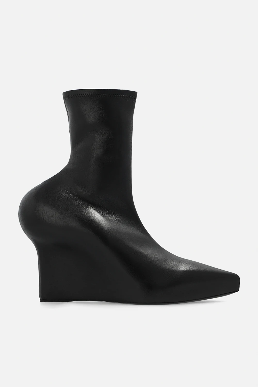 Skórzane botki na koturnie